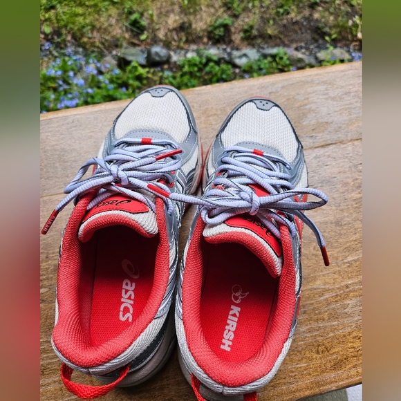 Asics Gel Venture x Kirsh collab, size 7, Birch/Firey Red - Picture 7 of 12